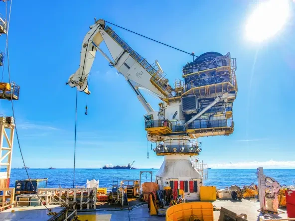 offshore-cranes.webp