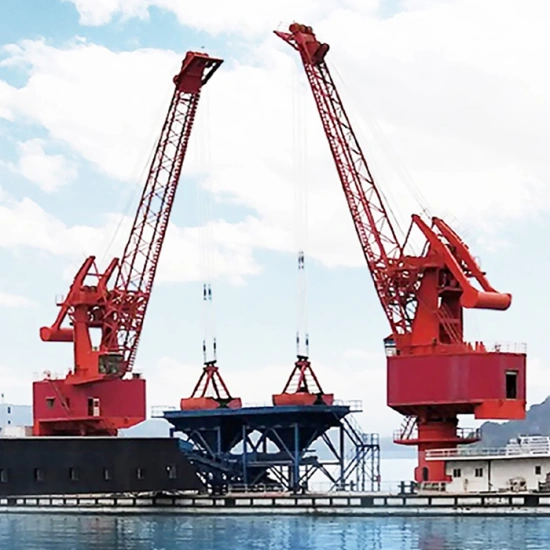 Mobile floating gantry crane for shipyards Mobile floating gantry crane for shipyards