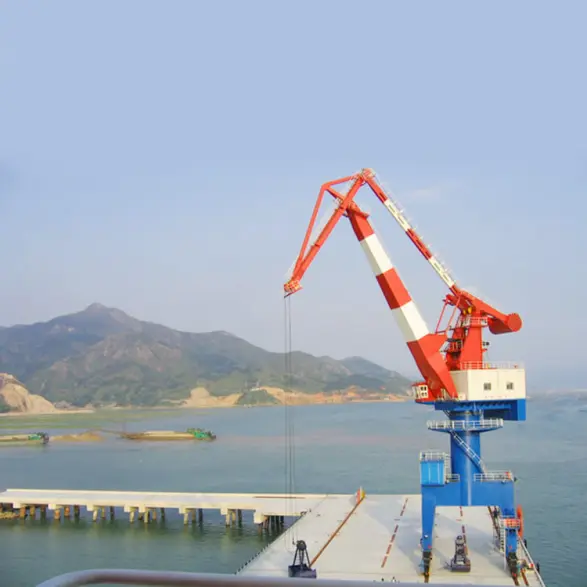 Grab-Type Four-Link Level Luffing Portal Crane