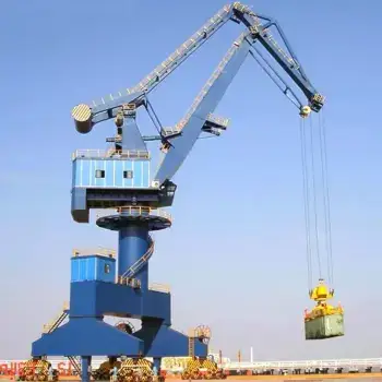 Four-Link Level Luffing Portal Crane.webp