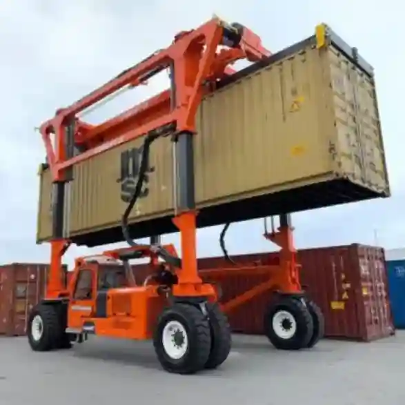 Container Straddle Carrier1.webp