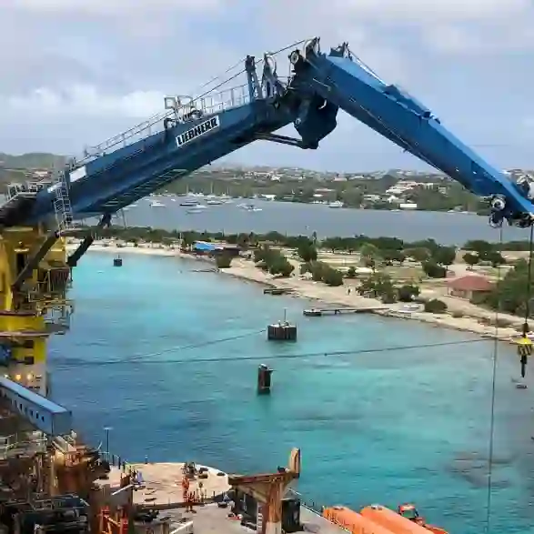 Knuckle Boom Marine Crane Offshore.webp